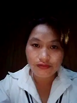 Snapshot of Lan-oanh chatting on 07.21.26 Lan-oanh online show from 07.21.26