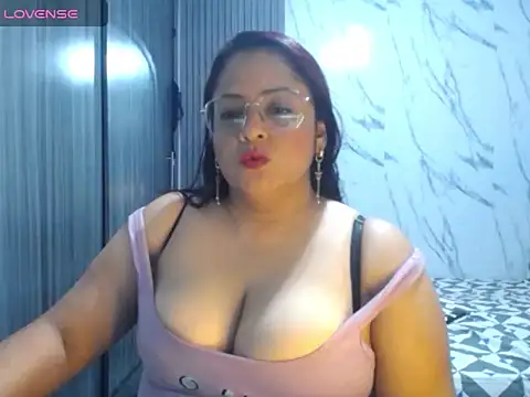 PaholaBigtits online show from 07.28.26