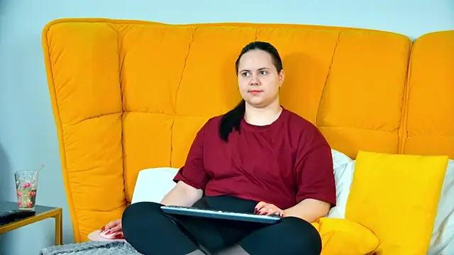DaisyHarts online show from 07.28.26
