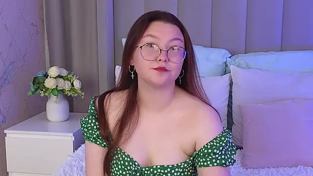SophiaaBelle online show from 07.09.26