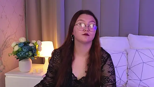 SophiaaBelle online show from 07.11.26