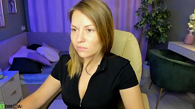 Kira Miragee online show from 07.20.26