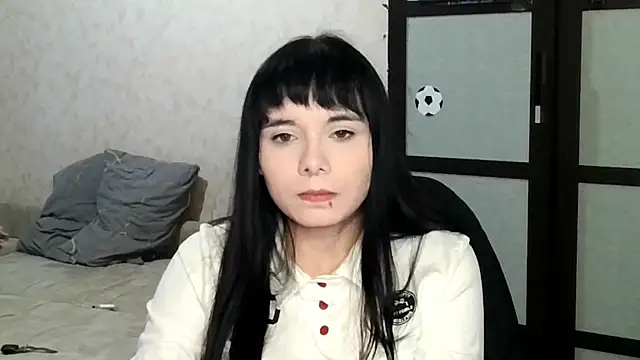 Snapshot of moresunshine chatting on 07.17.26 moresunshine online show from 07.17.26