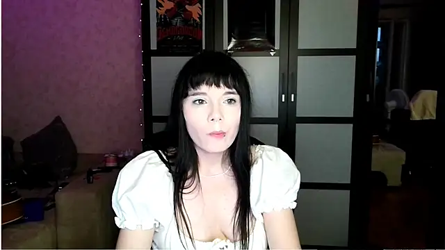 Snapshot of moresunshine chatting on 07.24.26 moresunshine online show from 07.24.26