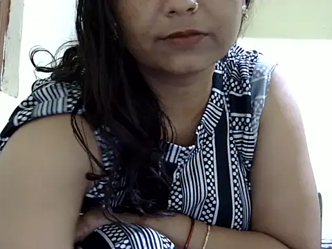 Pyari Hina online show from 07.28.26