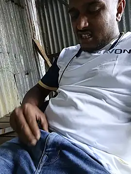 Snapshot of AdnanHotBoyxx chatting on 07.25.26 AdnanHotBoyxx online show from 07.25.26