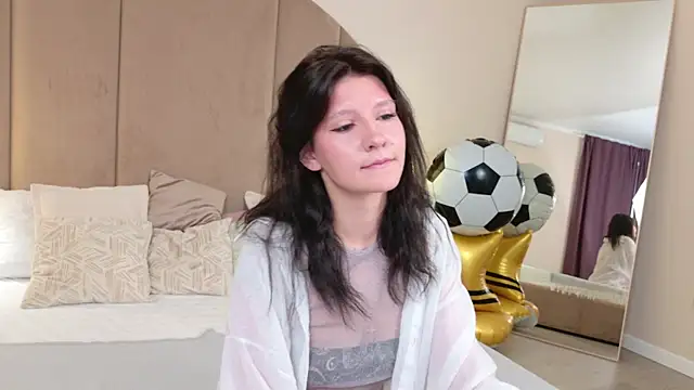 PollyMoss online show from 07.19.26