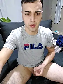Agusss 2000 online show from 07.18.26