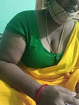 Snapshot of Tamil-lakhmi chatting on 07.15.26 Tamil-lakhmi online show from 07.15.26
