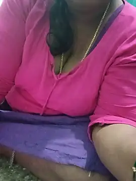 Snapshot of Tamil-lakhmi chatting on 07.22.26 Tamil-lakhmi online show from 07.22.26