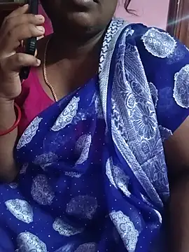Snapshot of Tamil-lakhmi chatting on 07.23.26 Tamil-lakhmi online show from 07.23.26