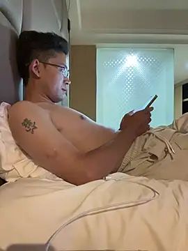 Snapshot of HHAA1992 chatting on 07.30.26 HHAA1992 online show from 07.30.26