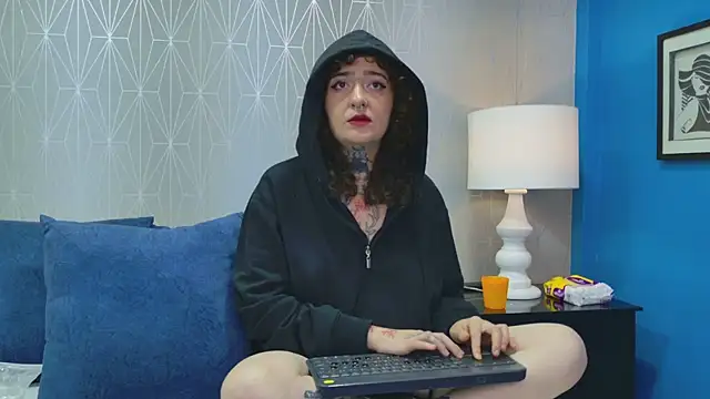 DaphneVelvett online show from 07.30.26