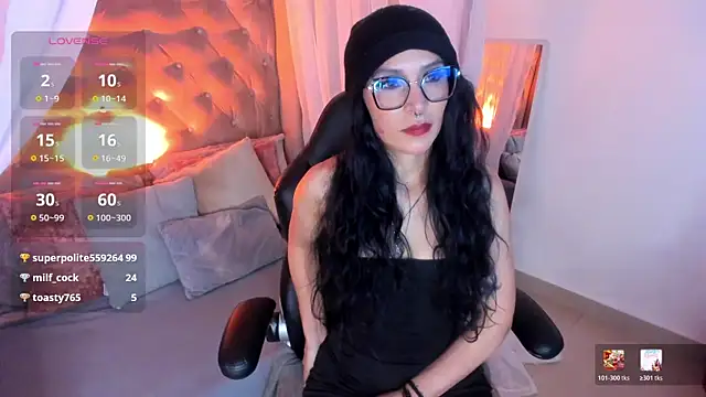 Snapshot of Raia_Martin chatting on 07.27.26 Raia Martin online show from 07.27.26