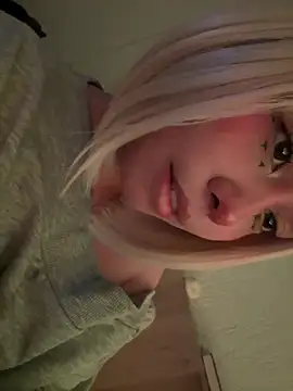 Snapshot of Daddys_Blowjob_Princess chatting on 07.27.26 Daddys Blowjob Princess online show from 07.27.26