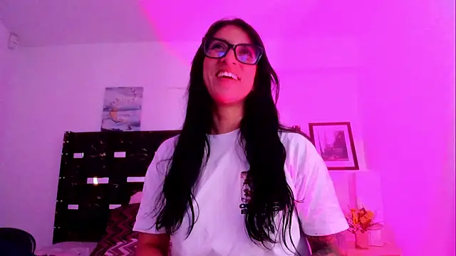 ZarayFeet  online show from 07.17.26