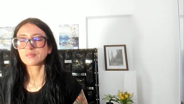 ZarayFeet  online show from 07.18.26