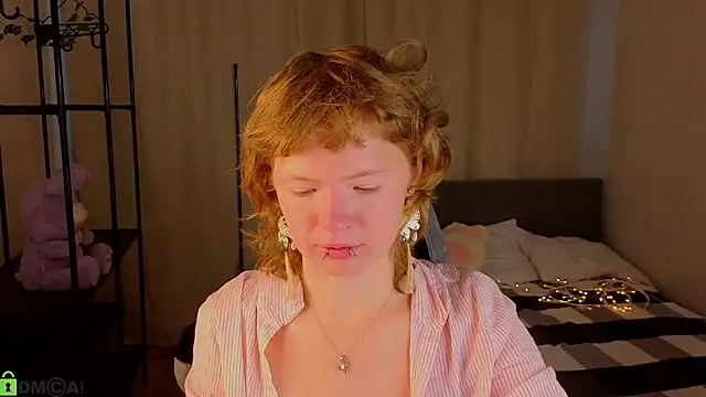 VioletDesiree online show from 07.26.26
