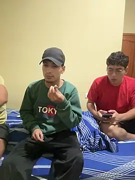 moisesc58 online show from 07.17.26