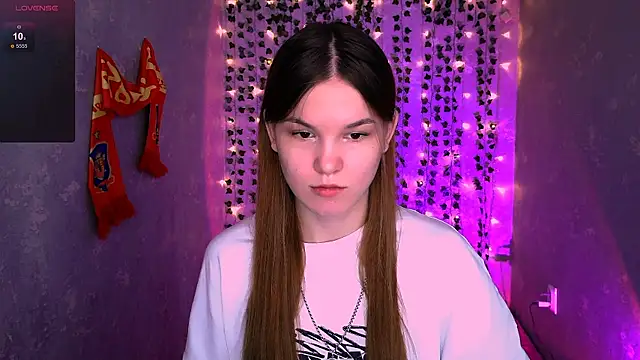 Snapshot of Amber_Roger chatting on 07.17.26 Amber Roger online show from 07.17.26