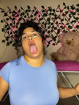 taylor honeey online show from 07.28.26