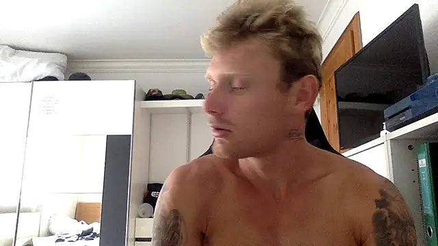 Snapshot of Nakedendurance1994 chatting on 07.19.26 Nakedendurance1994 online show from 07.19.26