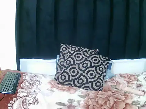 Flossy27 online show from 07.14.26