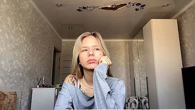 SashaSunnyShy online show from 07.14.26
