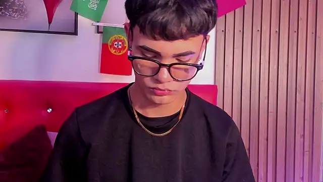 Snapshot of Danny_prince chatting on 07.16.26 Danny prince online show from 07.16.26