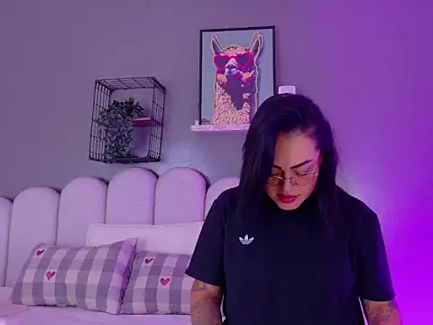 Snapshot of NoeliaSaenz__ chatting on 07.29.26 NoeliaSaenz online show from 07.29.26