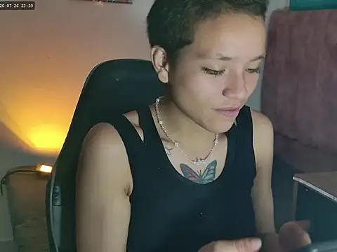 Snapshot of unicornio_sex chatting on 07.27.26 unicornio sex online show from 07.27.26