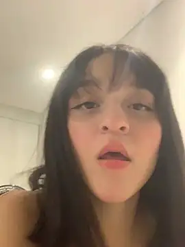 Snapshot of ruemi_rose chatting on 07.11.26 ruemi rose online show from 07.11.26