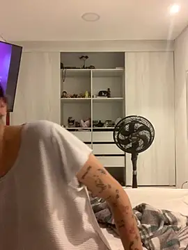 Snapshot of ruemi_rose chatting on 07.24.26 ruemi rose online show from 07.24.26