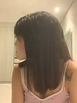 Snapshot of ruemi_rose chatting on 07.30.26 ruemi rose online show from 07.30.26