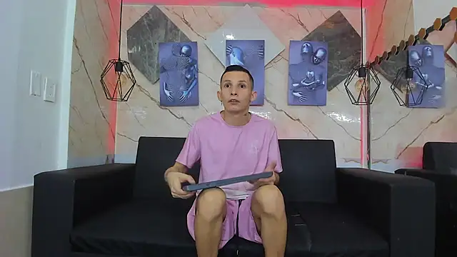 Snapshot of Isaak_Bless chatting on 07.12.26 Isaak Bless online show from 07.12.26