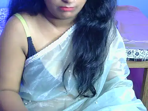 Snapshot of curvy-bhabi chatting on 07.28.26 curvy-bhabi online show from 07.28.26