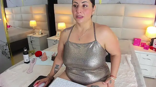 Angele-roux- online show from 07.22.26