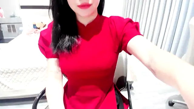 Snapshot of SungkyunnKwan chatting on 01.28.25 SungkyunnKwan online show from 01.28.25