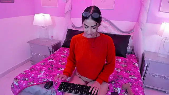 Snapshot of Karolay_Rose chatting on 07.29.26 Karolay Rose online show from 07.29.26