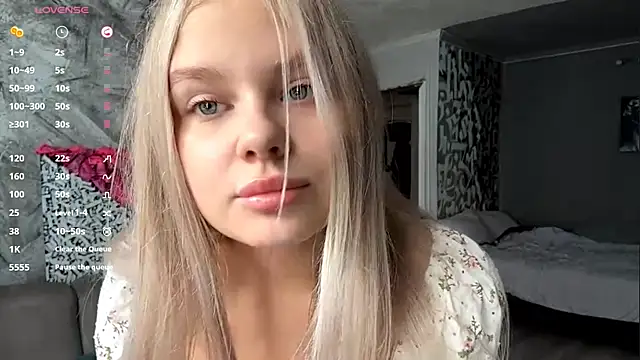 Snapshot of Rita_Blondana chatting on 07.13.26 Rita Blondana online show from 07.13.26