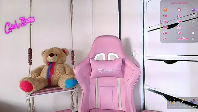little elliee 1 online show from 07.28.26