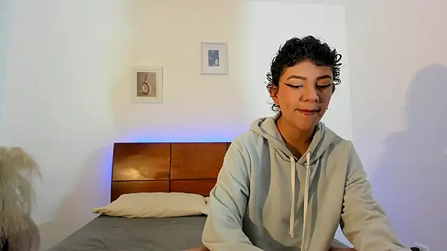 Snapshot of kade_demi chatting on 07.22.26 kade demi online show from 07.22.26