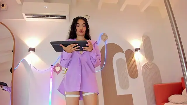 Sweet Valentine 1 online show from 07.28.26