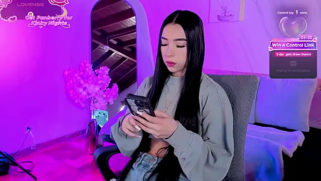 Snapshot of Tifanny_M chatting on 08.01.26 Tifanny M online show from 08.01.26