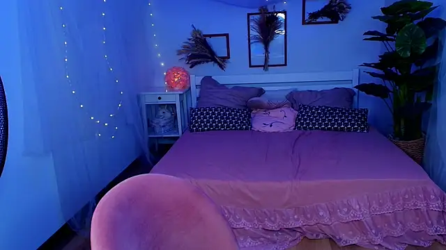 Snapshot of HaleyAnderson chatting on 07.19.26 HaleyAnderson online show from 07.19.26