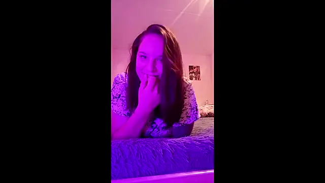 JosphinePriolo online show from 07.17.26