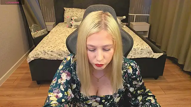 Snapshot of AmeliaxCandy chatting on 07.22.26 AmeliaxCandy online show from 07.22.26