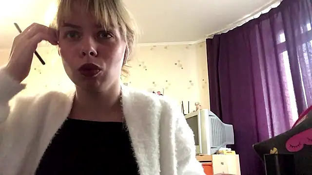 Snapshot of SERBIAN_KISS chatting on 07.26.26 SERBIAN KISS online show from 07.26.26
