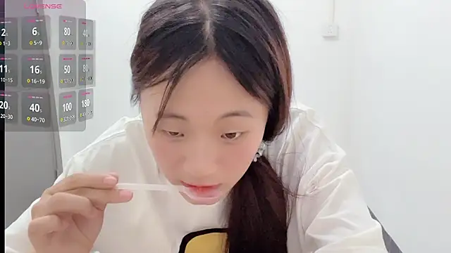 Snapshot of Loveting chatting on 07.29.26 Loveting online show from 07.29.26
