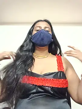 Snapshot of laxi_tamilponnu chatting on 07.18.26 laxi tamilponnu online show from 07.18.26